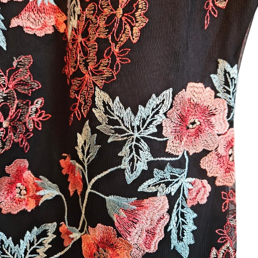 Guess Floral Embroidered Halter Bodycon Dress - Picture 6 of 9